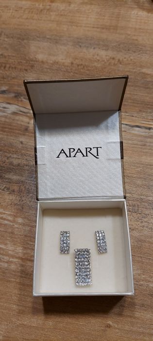 Zestaw biżuterii z cyrkoniami prostokąty