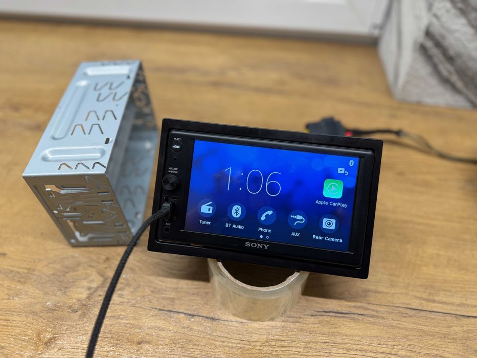 radioodtwarzacz SONY XAV-AX1000 carplay
