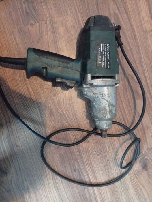 Klucz udarowy 700 NM