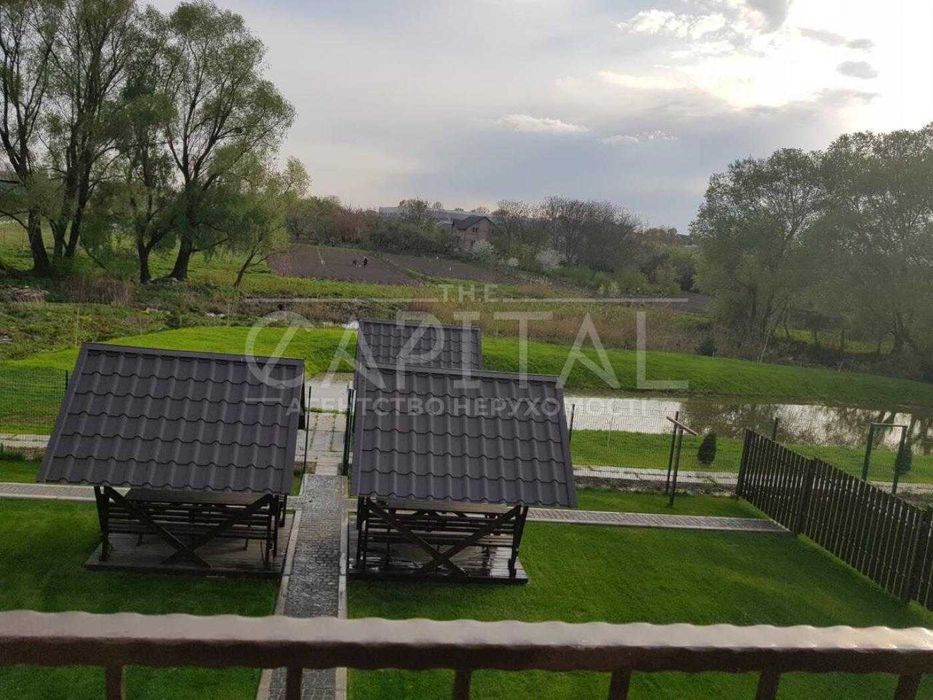 Продаж жилого комплексу, 9 таун-хаусів, усі здані, окупність 10 років