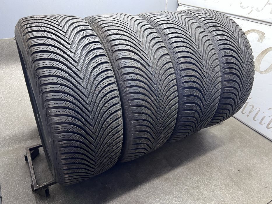 Шини ~ 7мм зима 225 45 R17 Michelin Alpin 5 резина зимові