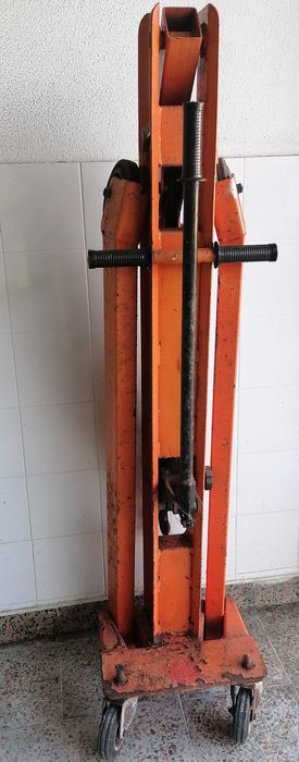 Grua de levantamento de motores, 500 kg