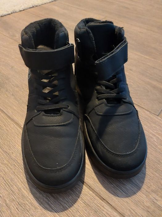 Buty jesienne chłopięce Sinsay 36