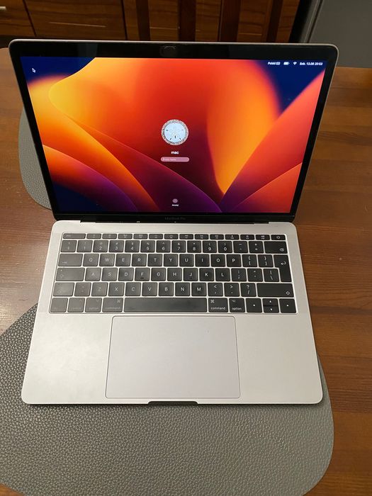 MacBook Pro A1708