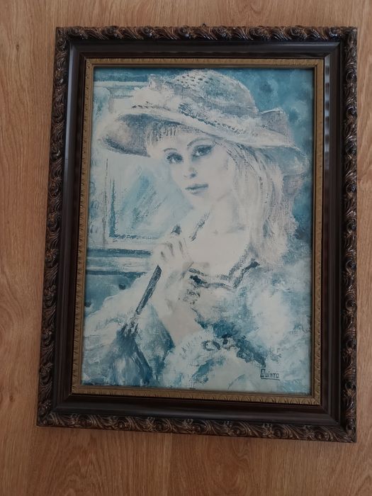 Obraz Portret Vintage Dziewczyna w Kapeluszu „Quinto” 54x41cm Stylowa Rama (Klimatyczny obraz retro – Dama w kapeluszu, sygnatura Quinto, piękna rama)