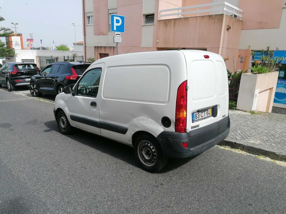 Renault Kangoo 1.5 dCi 2007 | 121 mil km | Bom motor | Danos estéticos | Sempre de garagem