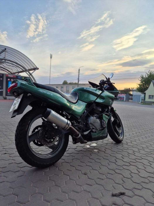 Продам Kawasaki gpz500s