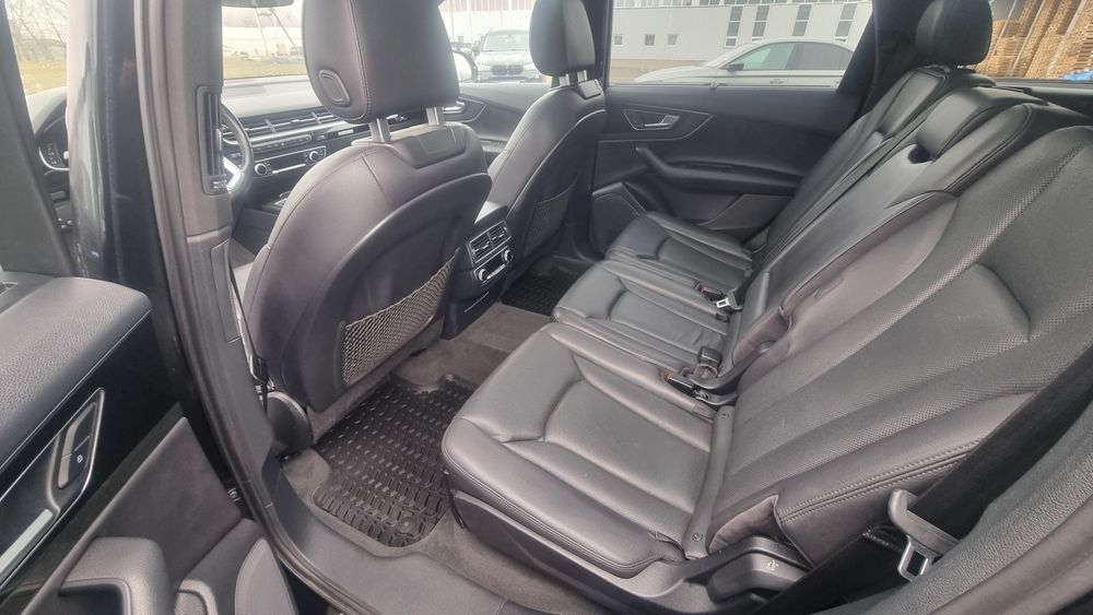 Aydi Q7 3.0 бензин