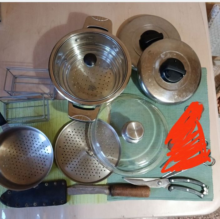 Кухонна утварь,посуд