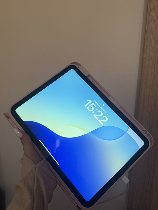 Продам iPad 10 generation 64 gb (2022) Wi Fi в ідеальному стані
