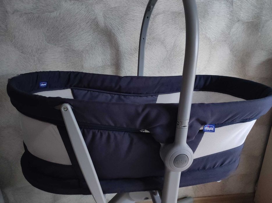 Кроватка-стульчик Chicco Baby Hug Air 4 в 1