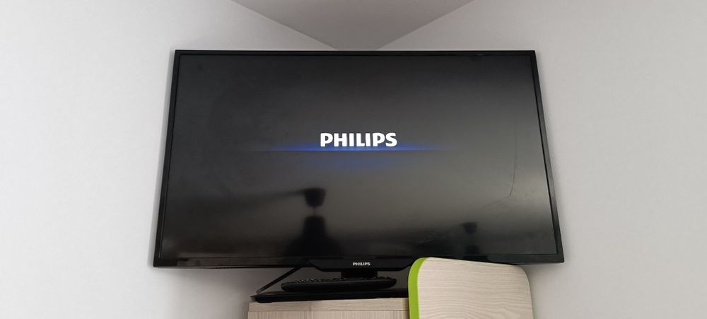 Telewizor Philips 32 cali 32PHH4309/88 usb hdmi scar