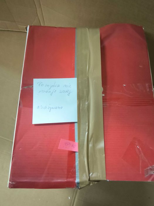 Kolbowy ekspres ciśnieniowy Solac  850 W czarny