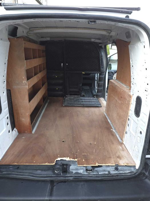 Citroën Berlingo 1.6 BlueHDi longa 100cv – 2018 – 180 000 km – 3 Lugares - 1 proprietário   8.900€