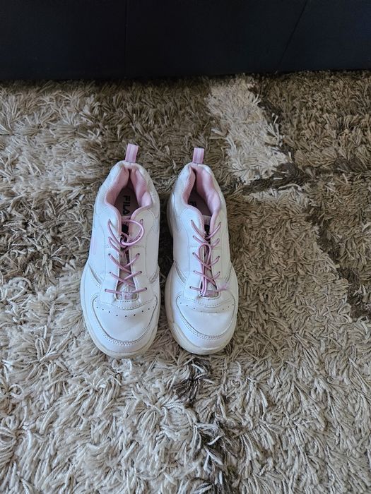 Buty Fila biale z różowym 35