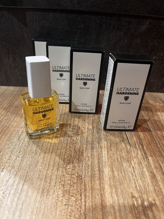 Avon Odzywka do paznokci wzmacniajaca Ultimate Hardening