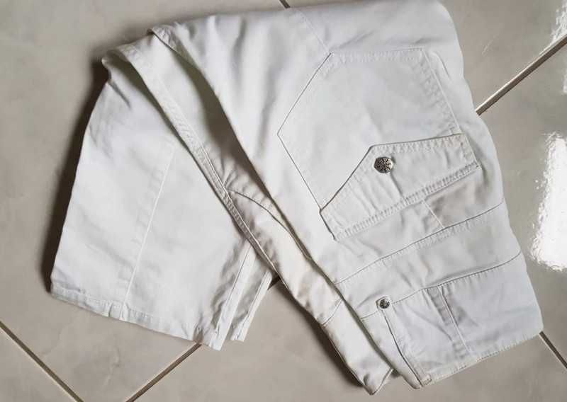 spodnie damskie  dziewczęce rybaczki kieszonki białe letnie