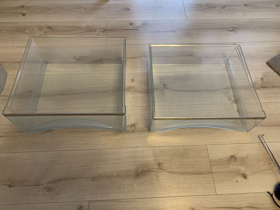 Szuflady + szklane półki miele