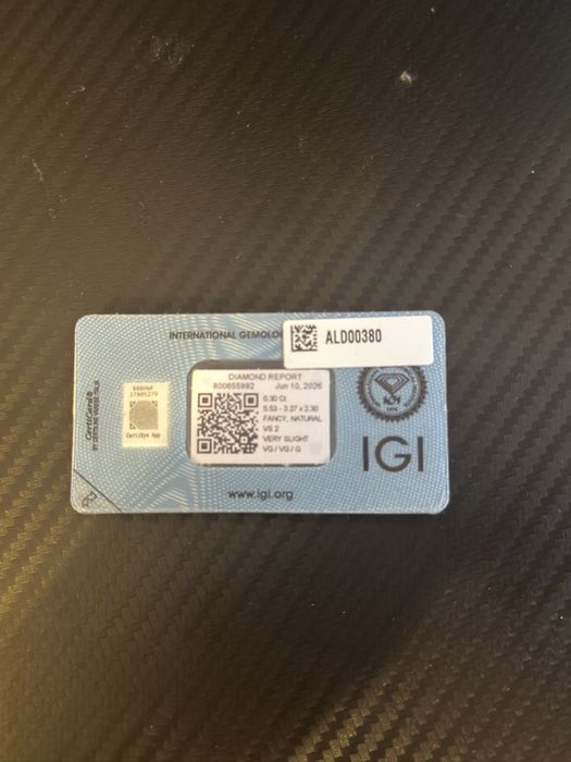 naturalny diament 0.30ct IGI REPORT CONFIRMED