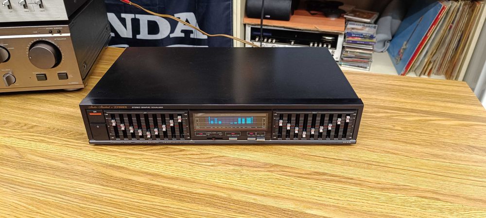 Еквалайзер FISHER EQ-875 (стан! відео роботи ! )