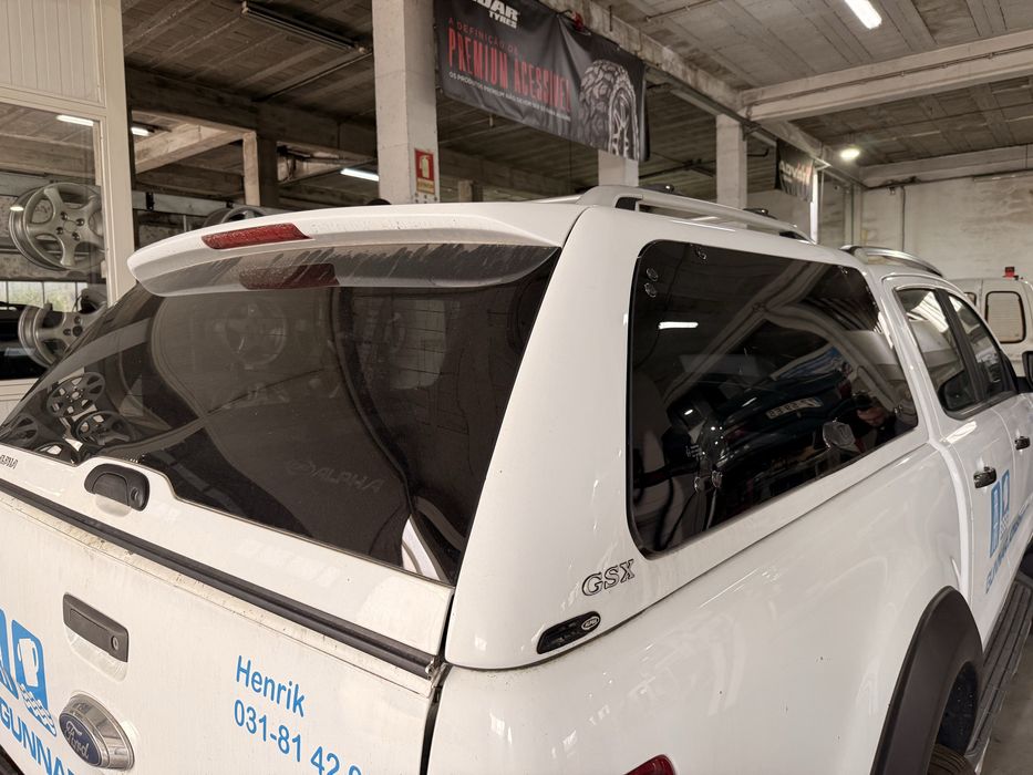 Hardtop Alpha GSX - Ford Ranger - vidro lateral partido