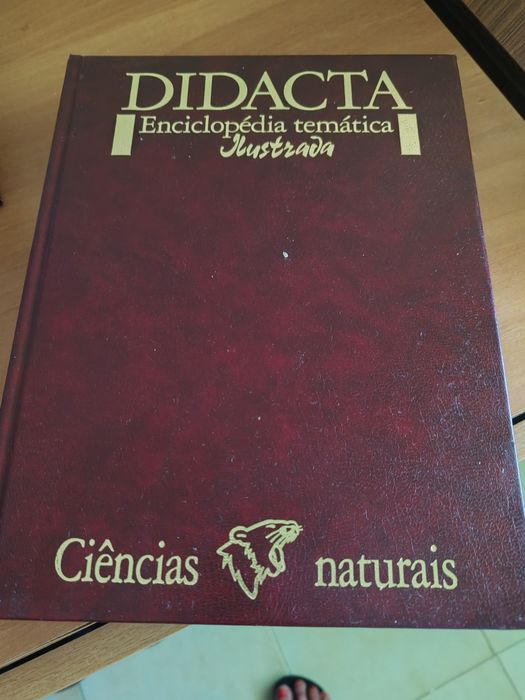 Livros enciclopédias