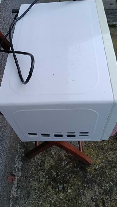 kuchenka mikrofalowa Clatronic  MW 781