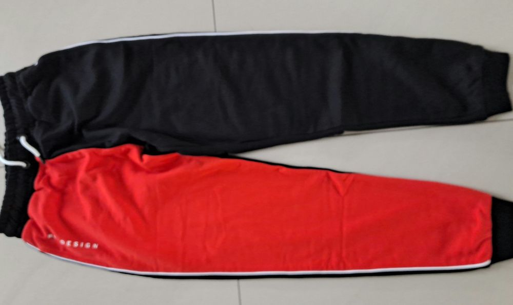 Sprzedam nietuzinkowy komplet dresowy