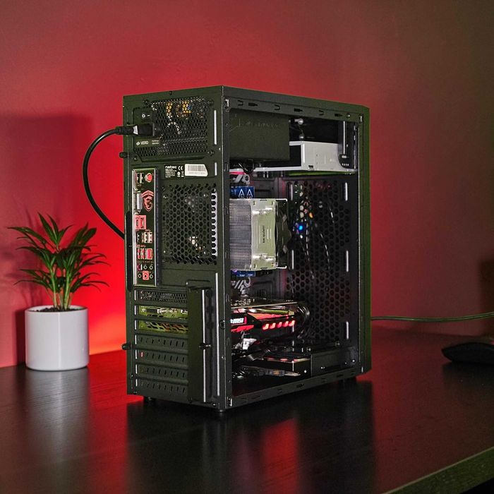 Komputer Gamingowy i7 | GTX 1050 Ti 4 GB | 16 GB RAM | 1 TB | WiFi