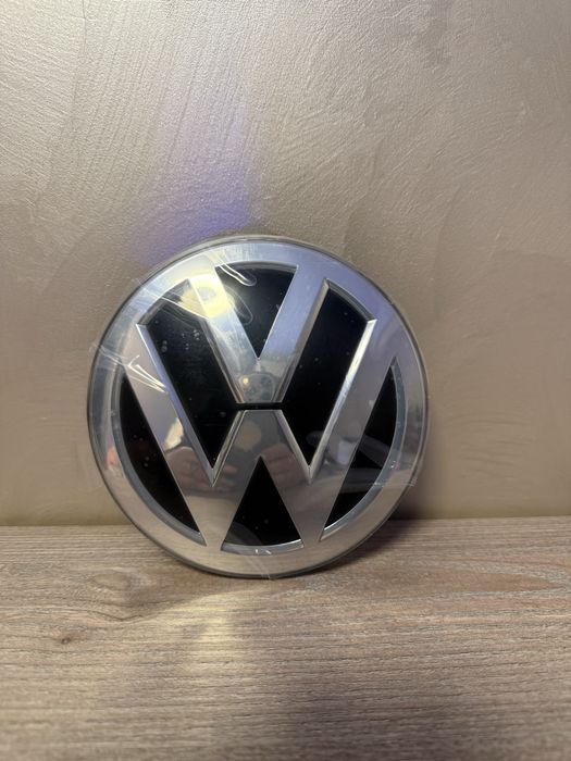 Емблема Volkswagen Passat Volkswagen Tiguan Фольксваген 3G0853601.A  5NA853601  5NA853601M