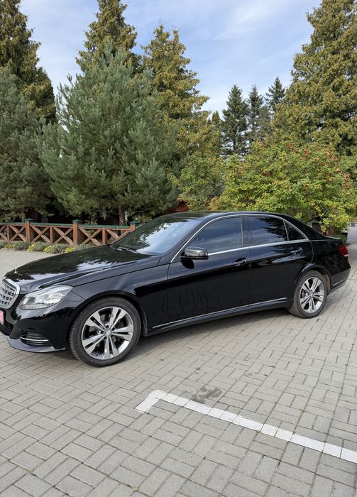 Mercedes-Benz E-класу 2013 року