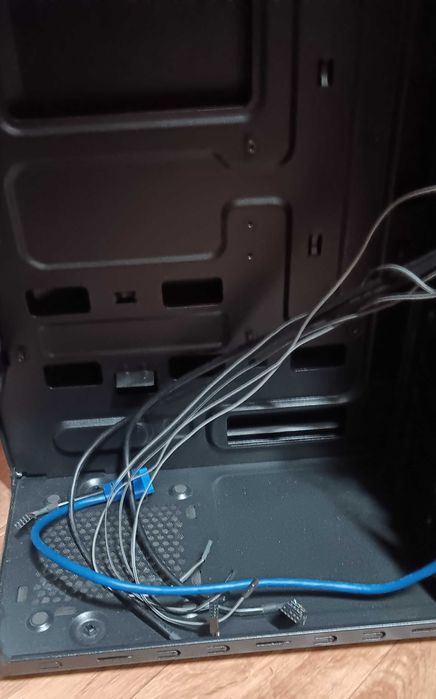 Caixa ATX da DeepCool usada para PC para venda