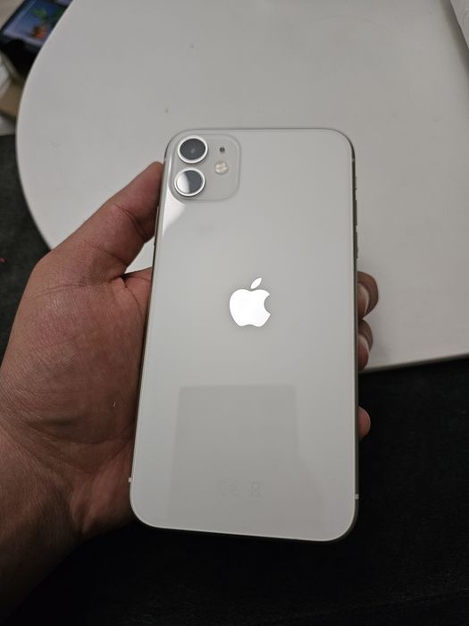iPhone 11 /64гб Продам
