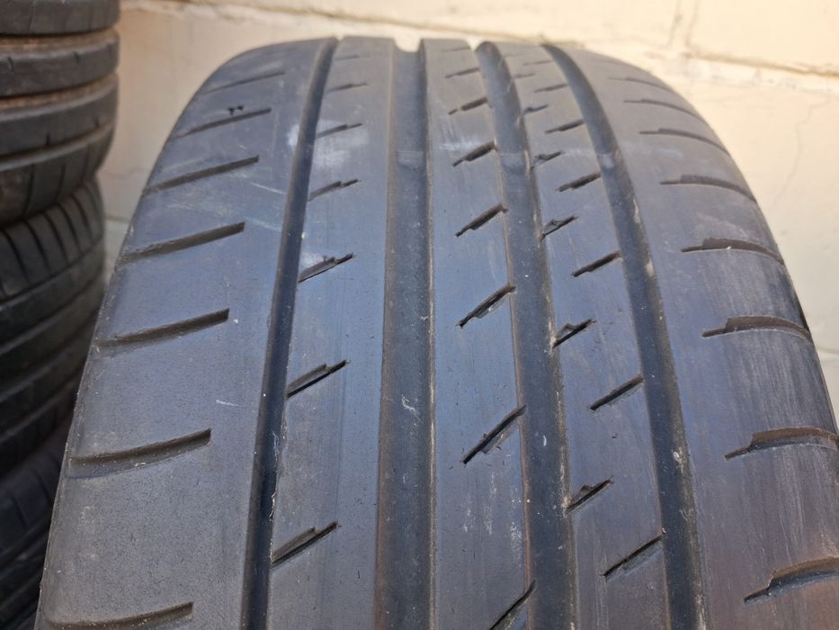 распаровка шины  Б/У 225/40 R18 VREDESTEIN Quatrac