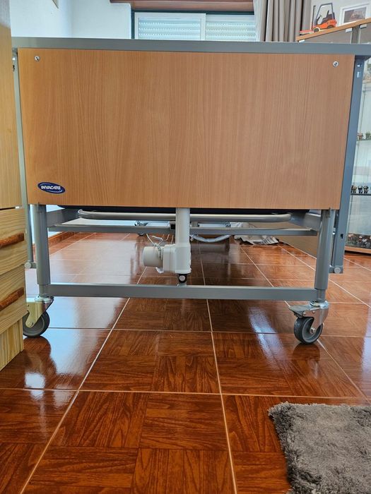 Cama articulada nova