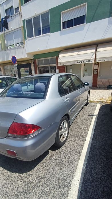 Vende-se Mitsubishi Lancer de 2004