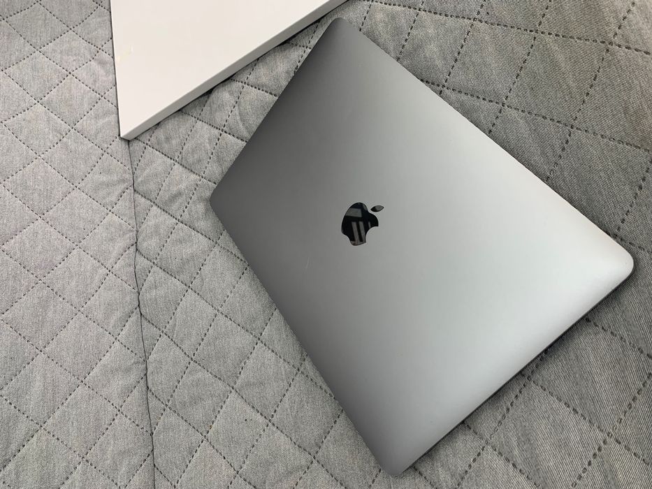 MacBook Air M1 2020