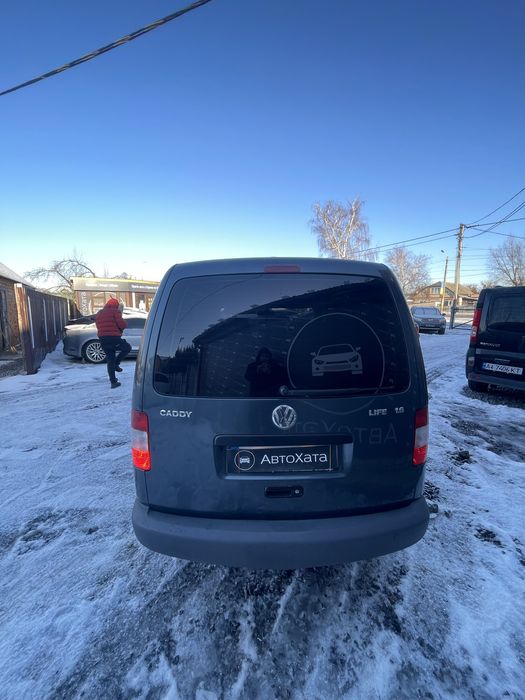 Volkswagen Caddy не фарбований