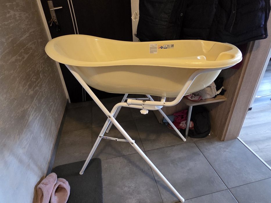 Wanienka ze stelażem