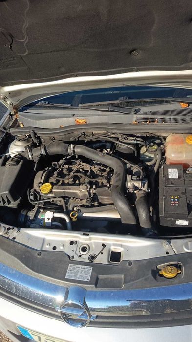 Para peças Opel Astra H SW 1.7CDTI ano 2004