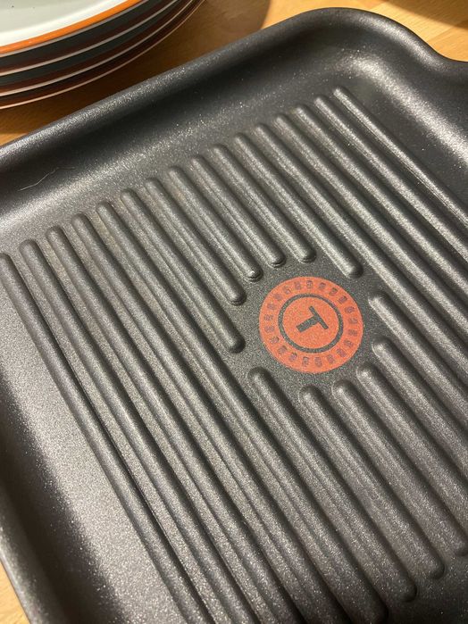 PATELNIA TEFAL - stan bardzo dobry! - kwadratowy