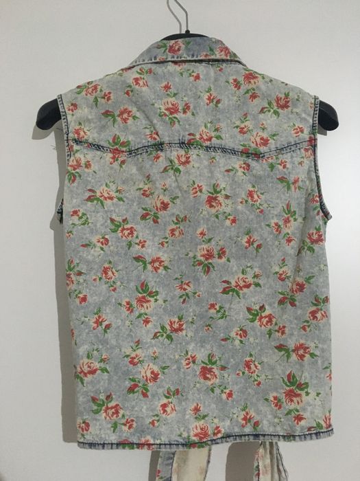 Camisa de ganga curta