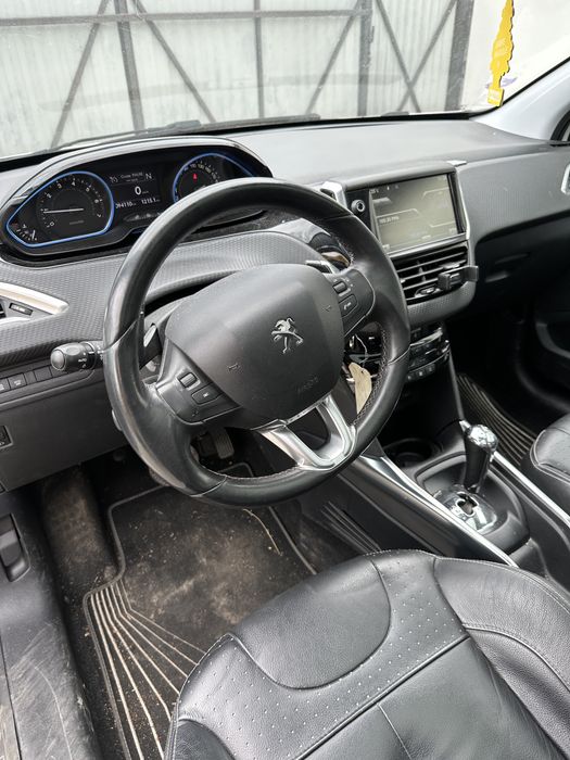 Peugeot 2008 full opcja automat