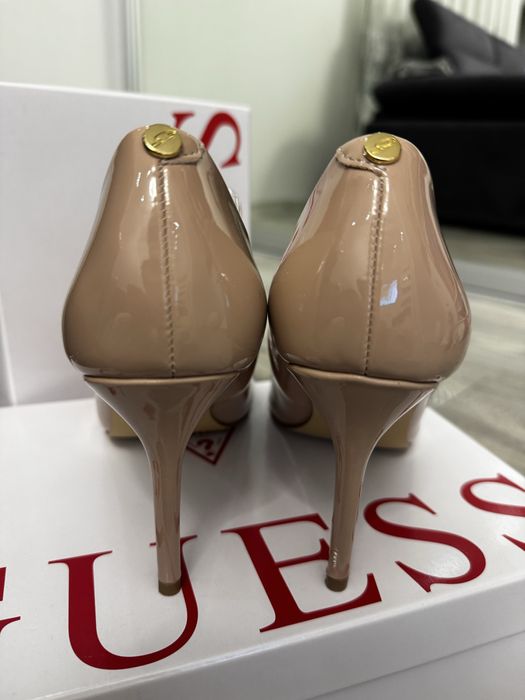 Туфлі човники Guess, шкіра , 38 розмір
