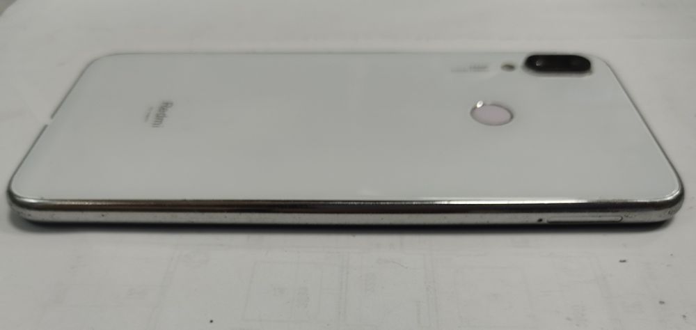 Redmi note 7 4/64 gb