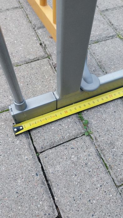 Bramka zabezpieczającą drzwi, schody itp