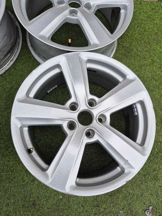 Диски R17 5x112 7.5J ET48 VW Skoda Audi