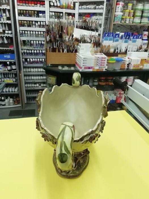 Fruteira pintada á mão