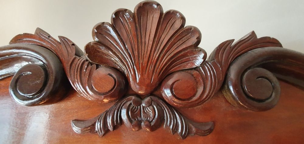 Roupeiro armário em Madeira maciça