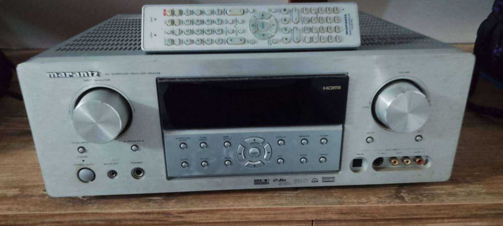Amplituner Marantz